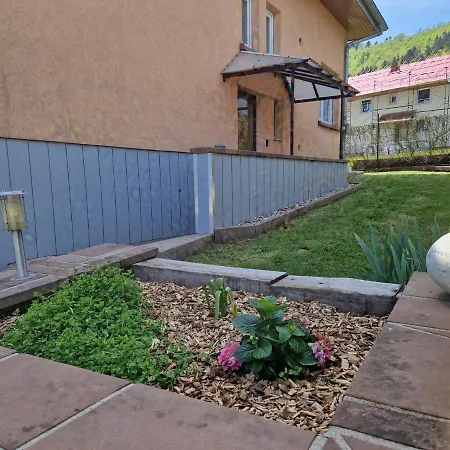 Apartment L'ecole Buissonniere